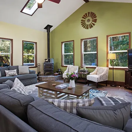 Fort Bragg Farmhouse Exterior foto