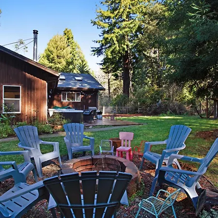Fort Bragg Farmhouse Exterior foto